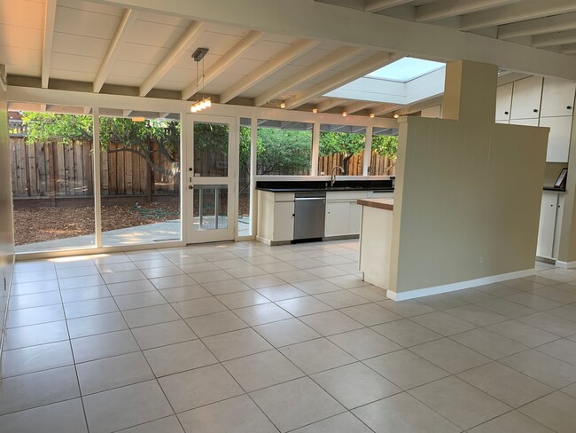 Photo - BEST VALUE IN PA!!  Charming Eichler, Midtown location, GREAT PA schools, EASY commute!