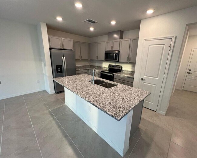 Photo - 680 Stoney Pointe Cir