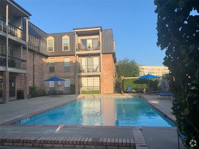 Building Photo - 2400 N Braeswood Blvd Unit 237 Rental