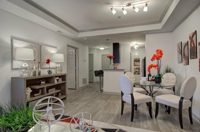 Photo - 1970 Peachford Rd Unit 05111