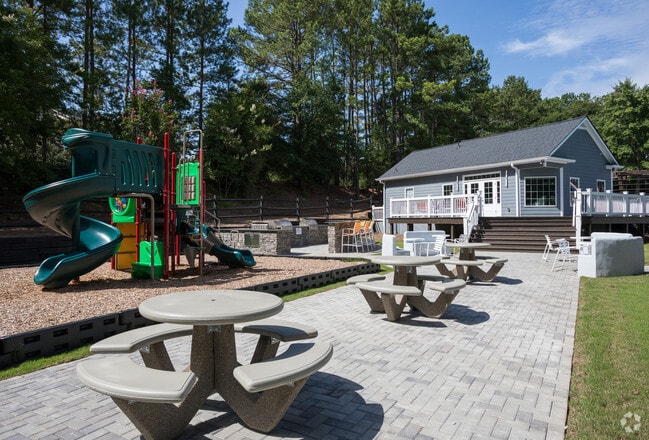 Aqua at Sandy Springs