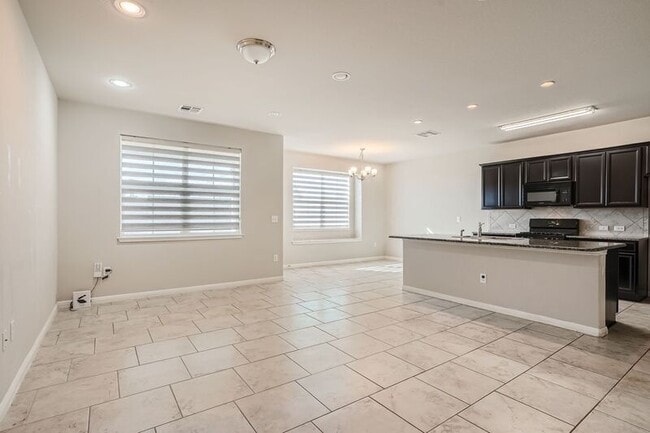 Photo - 403 Epiphany Ln
