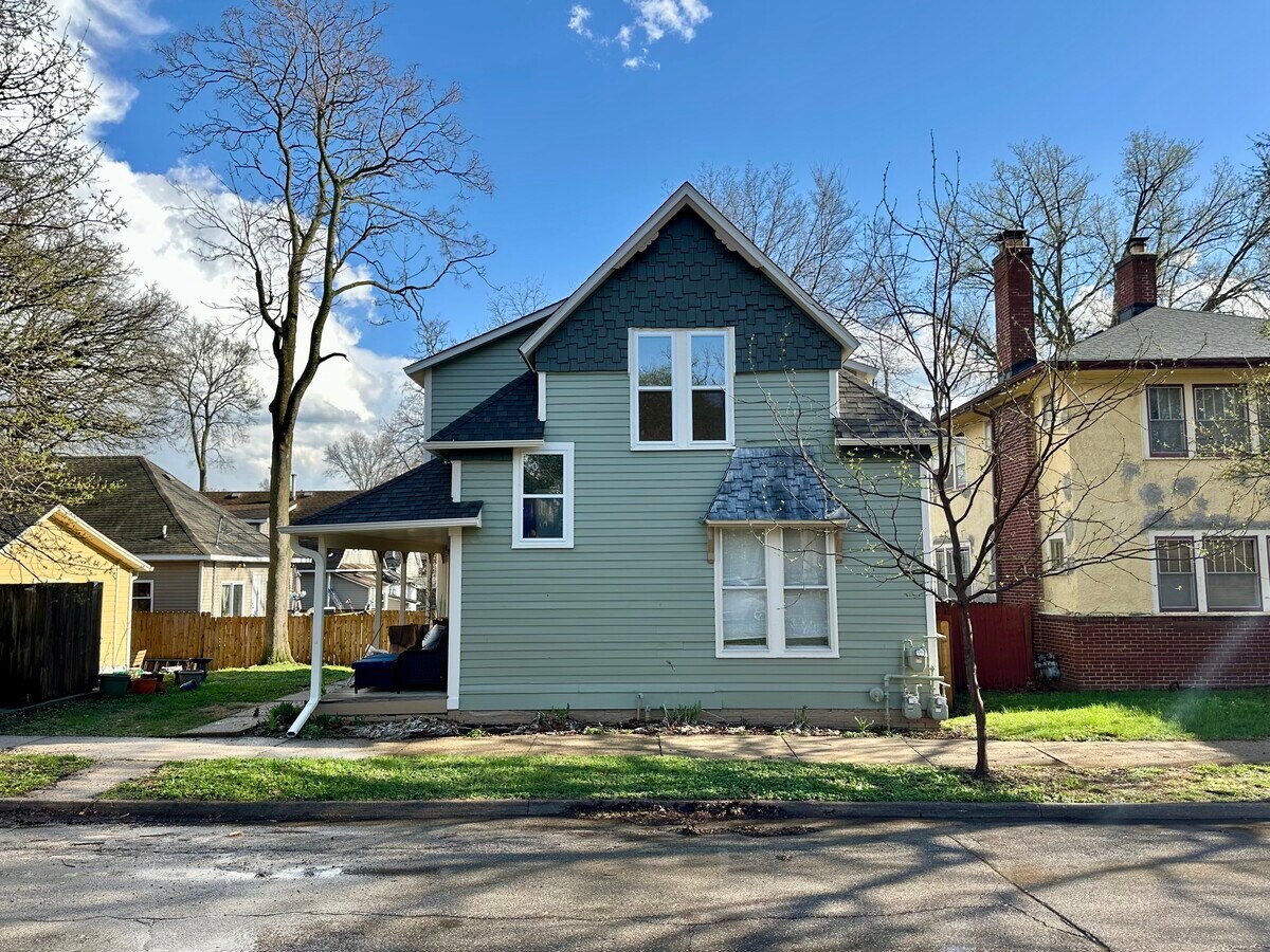 Photo - 2706 Kingman Blvd