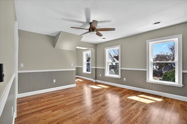Photo - 3 Waterbury St Unit 2