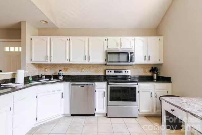 Photo - 8263 Southgate Commons Dr