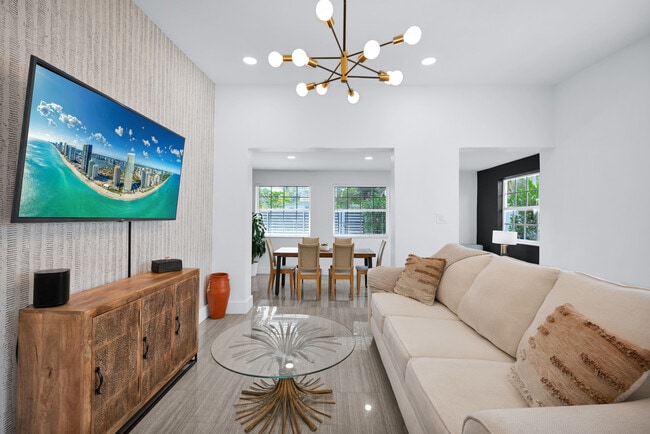 1800 SW 5th Ave