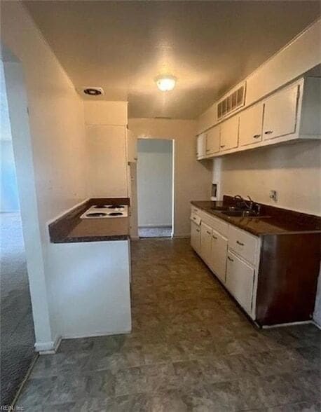 3409 Raintree Rd
