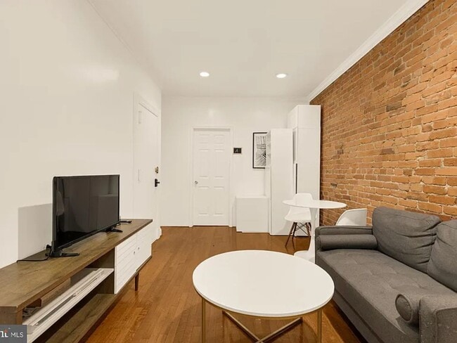 Photo - 1835 Mintwood Pl NW