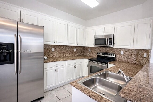 Photo - 10911 NW 79th St