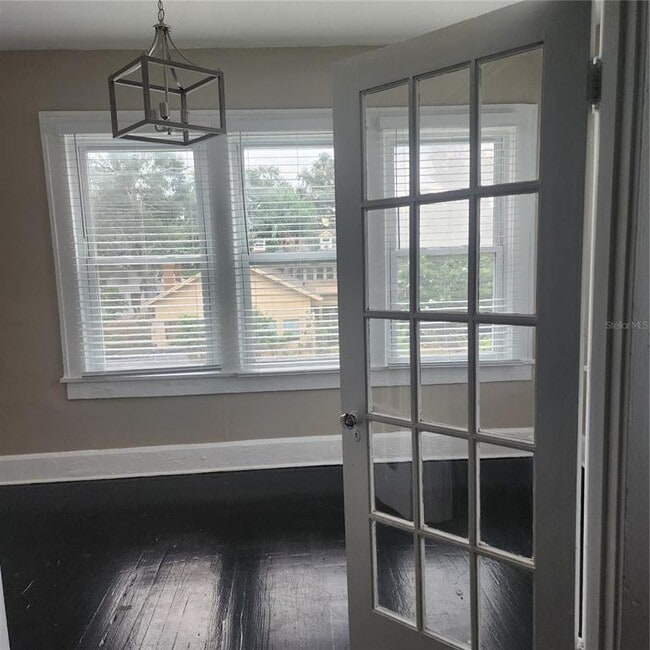 Photo - 2014 Jackson St N Unit 7