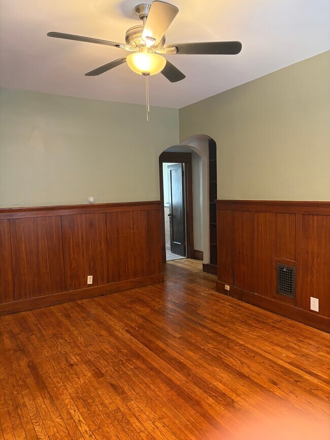 1376 Amherst St Unit 3