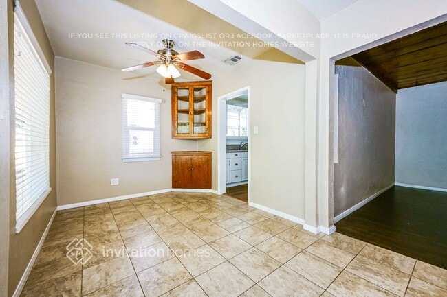 Photo - 3508 Division St