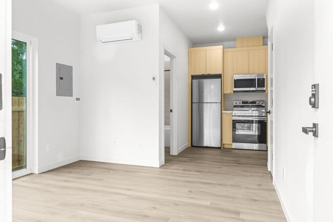 Photo - 540 N Blandena St