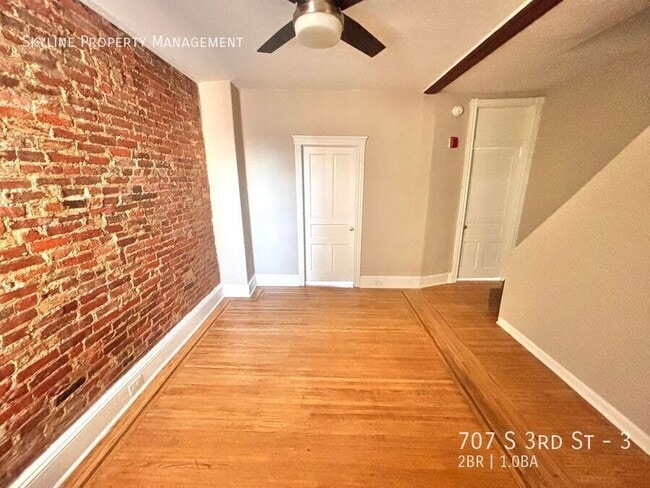 Photo - 707 S 3rd St Unidad 3