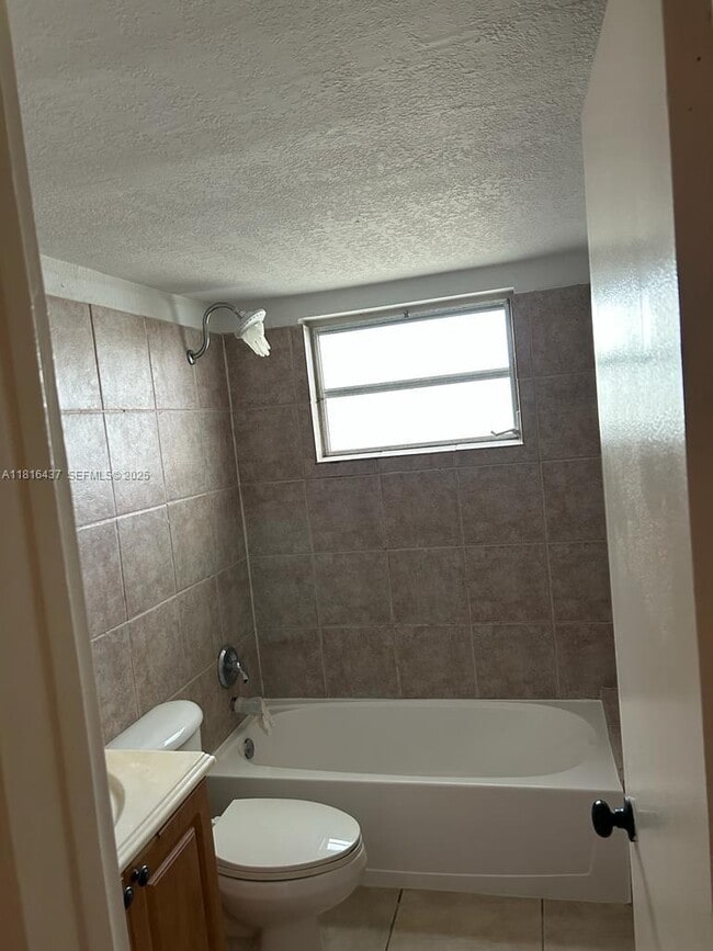 Photo - 2607 NE 8th Ave