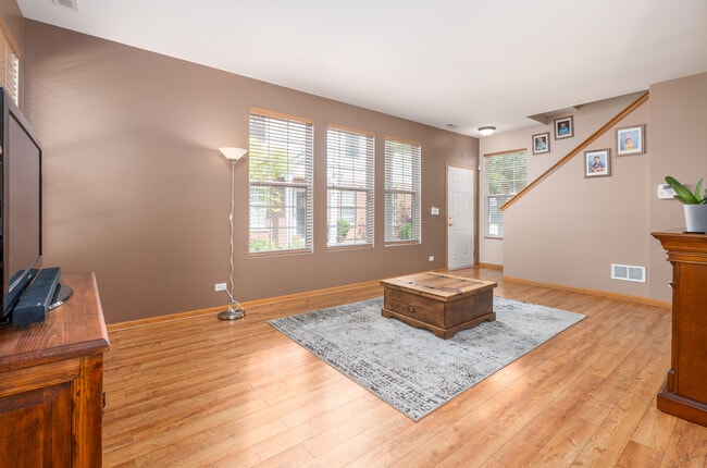 Photo - 1440 Millbrook Dr