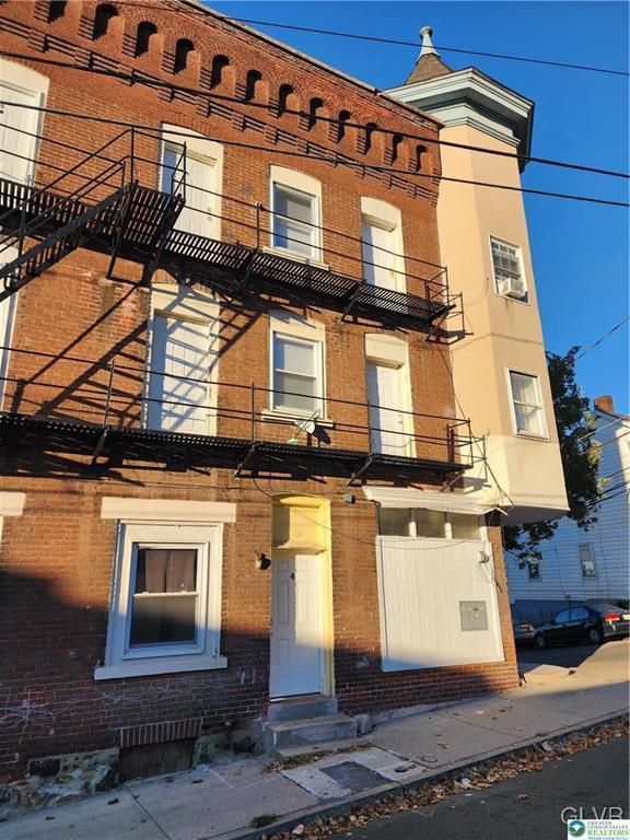 Photo - 1039 Mechanic St Unit 9