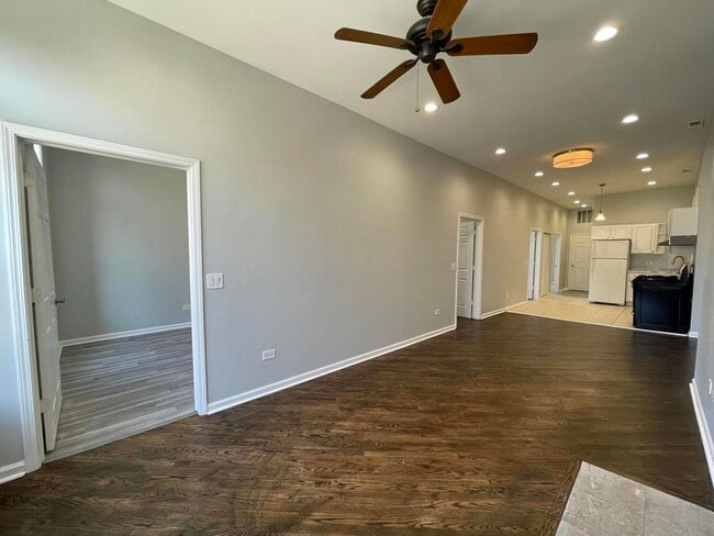 Photo - 321 S Whipple St Unit 2