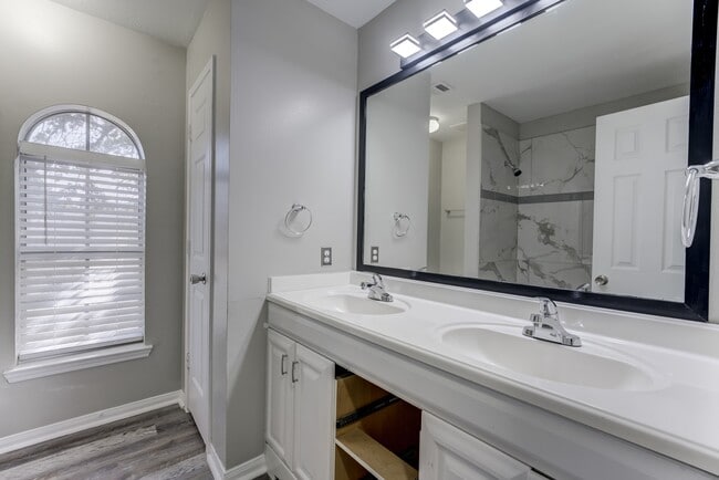 Photo - 12415 Silversmine Dr