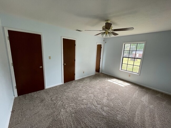 Photo - 113 Jackson Dr