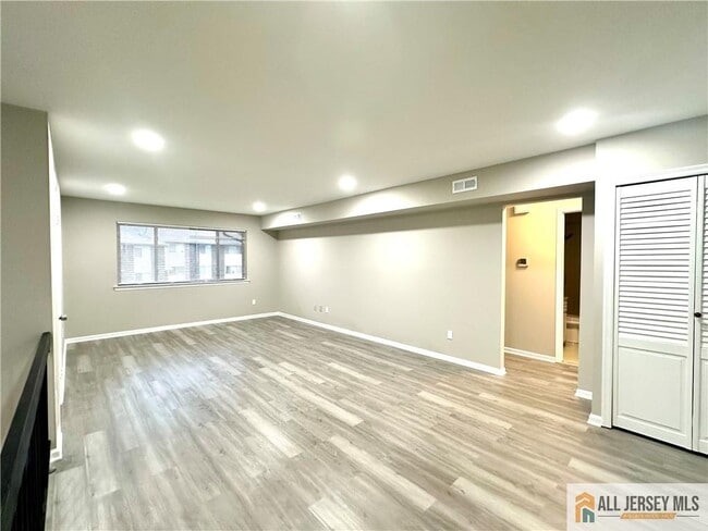 Photo - 1310 Bradley Ct Unit K2022