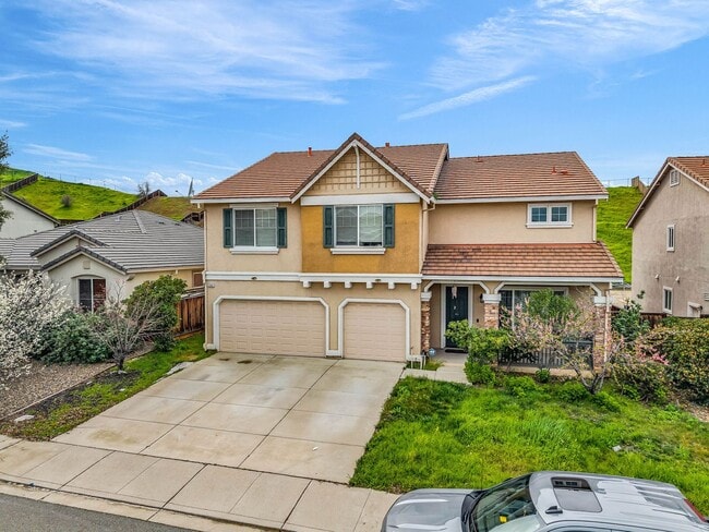 Photo - EXTRA LARGE HOME AND LOT... NESTLED IN THE ANTIOCH HILLS... 5 BEDS/3 BATHS/LARGE LIVING ROOM AND ...