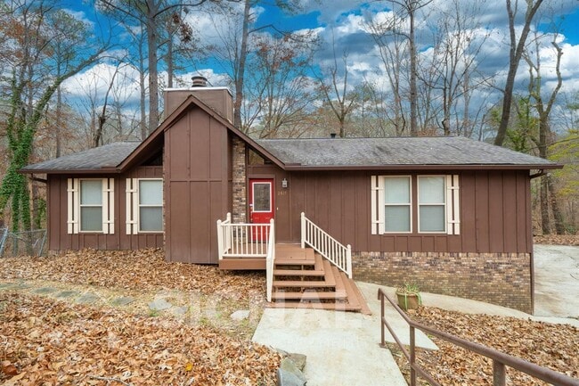 Building Photo - 2817 Altadena S Way