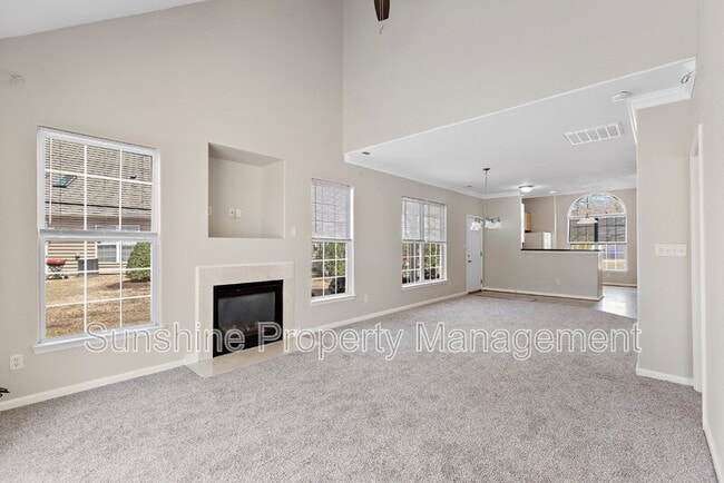 Photo - 2002 Livingston St