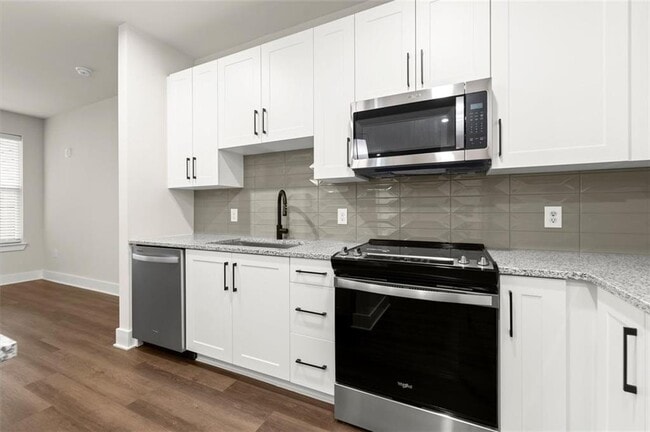 Photo - 2648 Sandy Plains Rd Unit 137