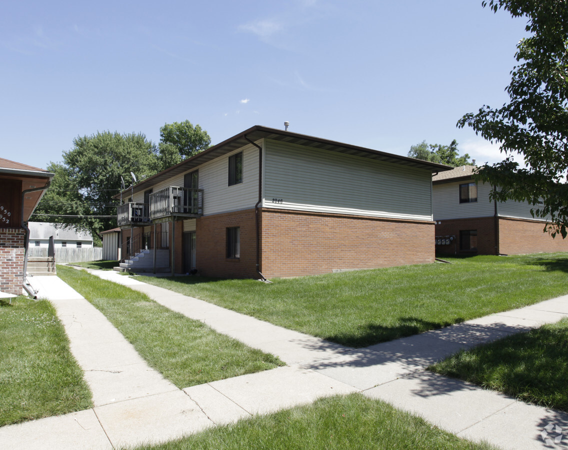 Photo - Cheever Apartments