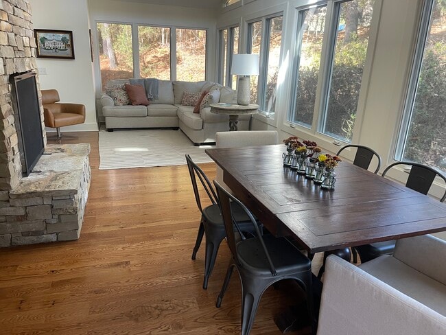 Photo - 311 Longest Rd