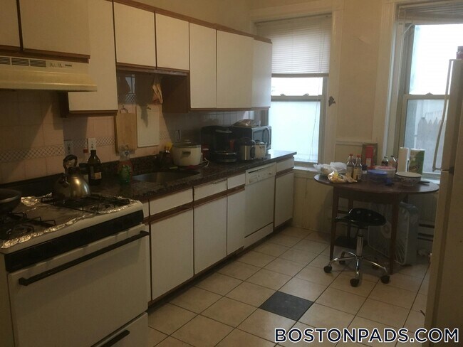 Photo - 67 Harvard Ave Unidad 1