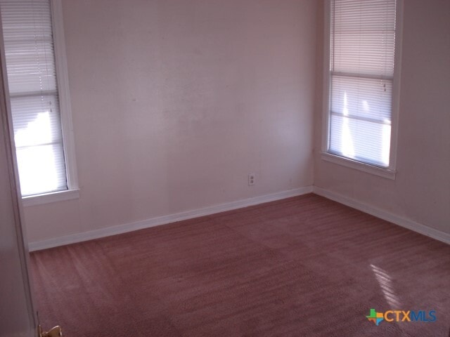 Photo - 303 Cloud St