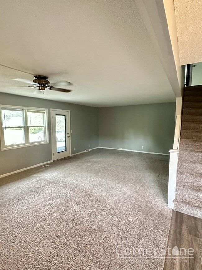 Photo - 103 Navajo Ave