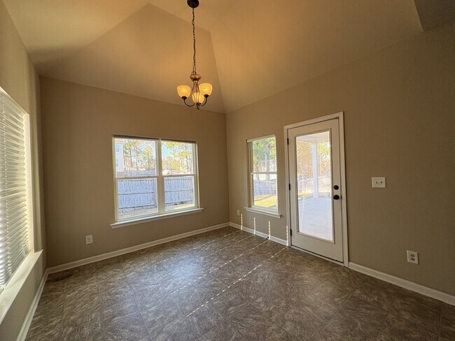 Photo - 108 Appomattox Dr