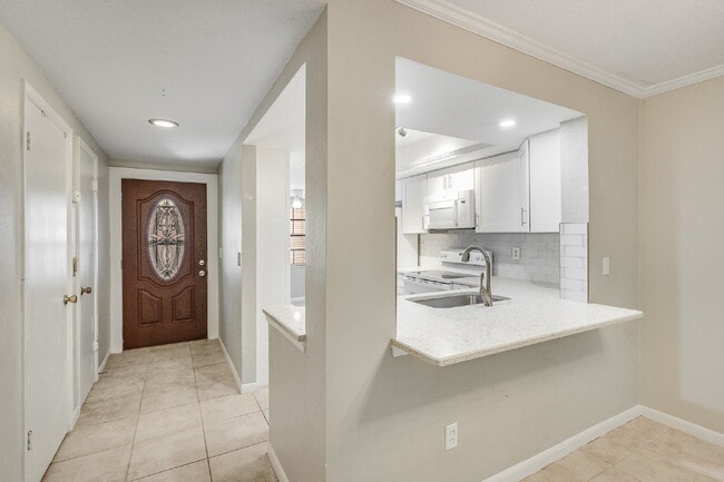 Photo - Perfectly located 2/2 townhome in Indialantic Unit # 10