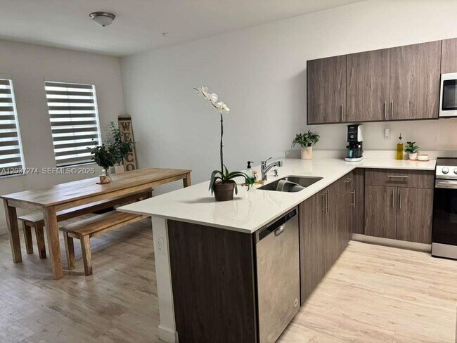 Photo - 15540 SW 136th St Unit 4-101