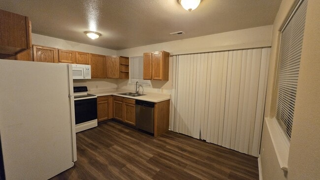 Building Photo - 4304 Lipan St