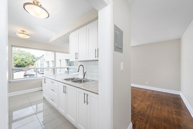 Photo - 12-26 Rosseau Rd