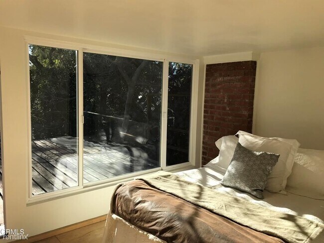 Photo - 2 br, 2 bath House - 524 E Marigold St