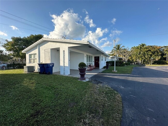 Photo - 2420 Park Ln