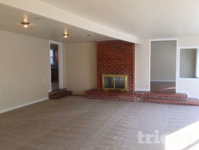 3 Madill Cir