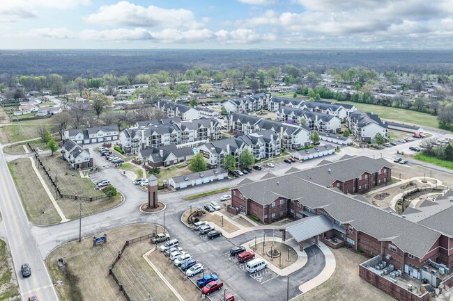Oakmont Apartment Homes