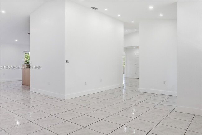 Photo - 19851 SW 79th Ave