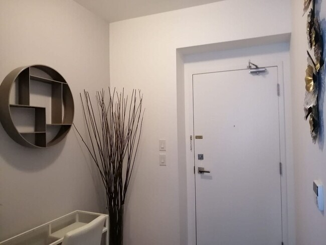 Photo - 14 York St Unit FL10-ID1347728P