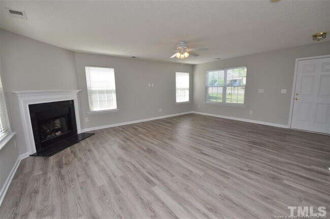 Photo - 5909 Rivercliff Ct
