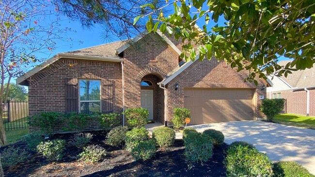 10 Pinestead Ct