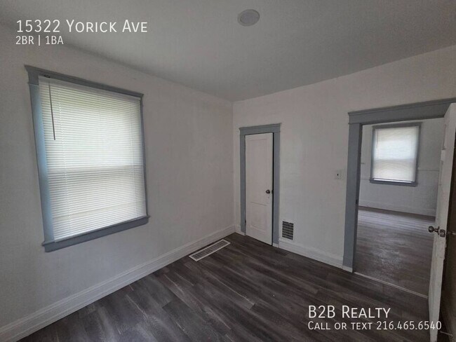 Photo - 15322 Yorick Ave