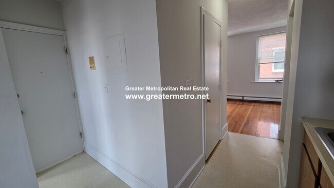 Photo - 207 Salem St Unidad 4