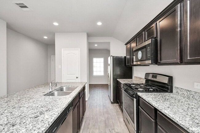 Building Photo - 9878 Laurel Lake Dr